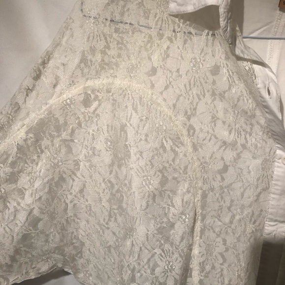 Lace button down shirt - Picture 2 of 3